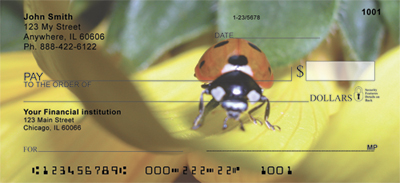 tural habitats, on flowers, leaves, and blades of grass.